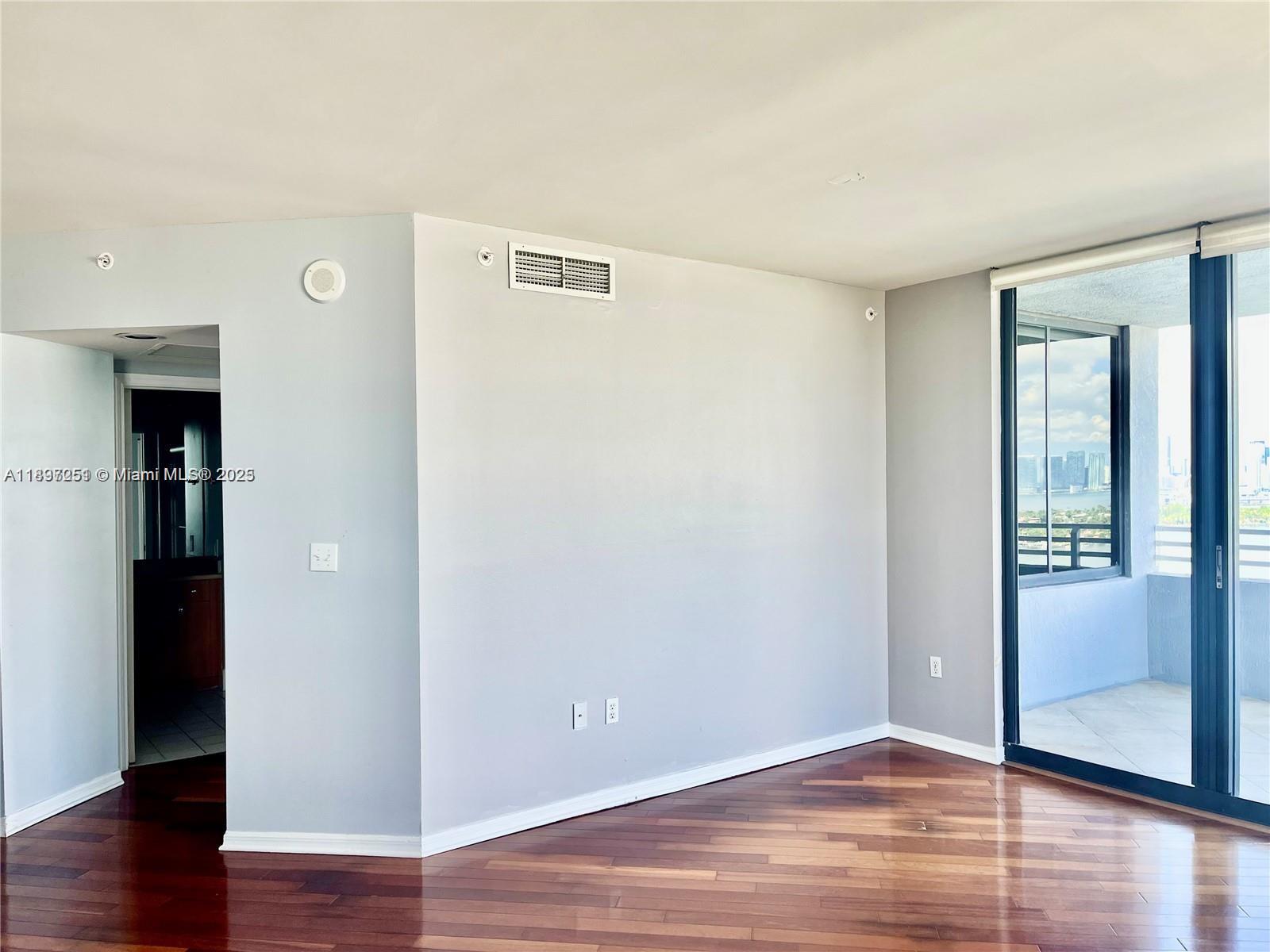 THE WAVERLY AT SOUTH BEAC - Residential
