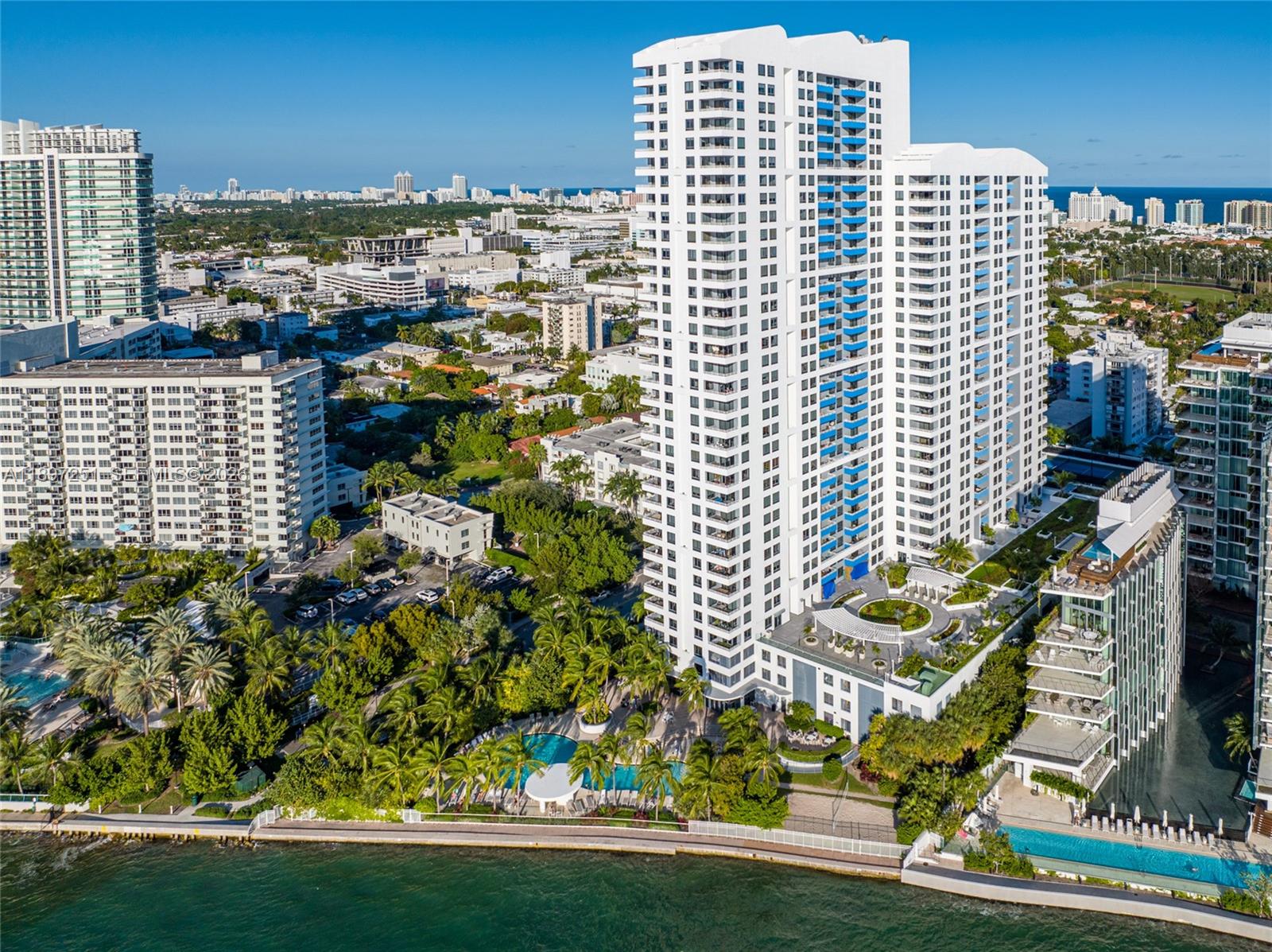 THE WAVERLY AT SOUTH BEAC - Residential