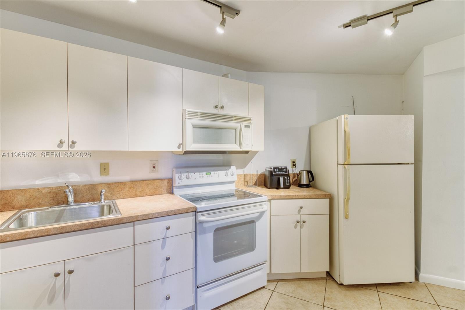 OCEANVIEW PARK CONDO - Residential