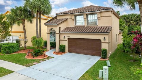 15522 NW 12th Ct Pembroke Pines FL 33028