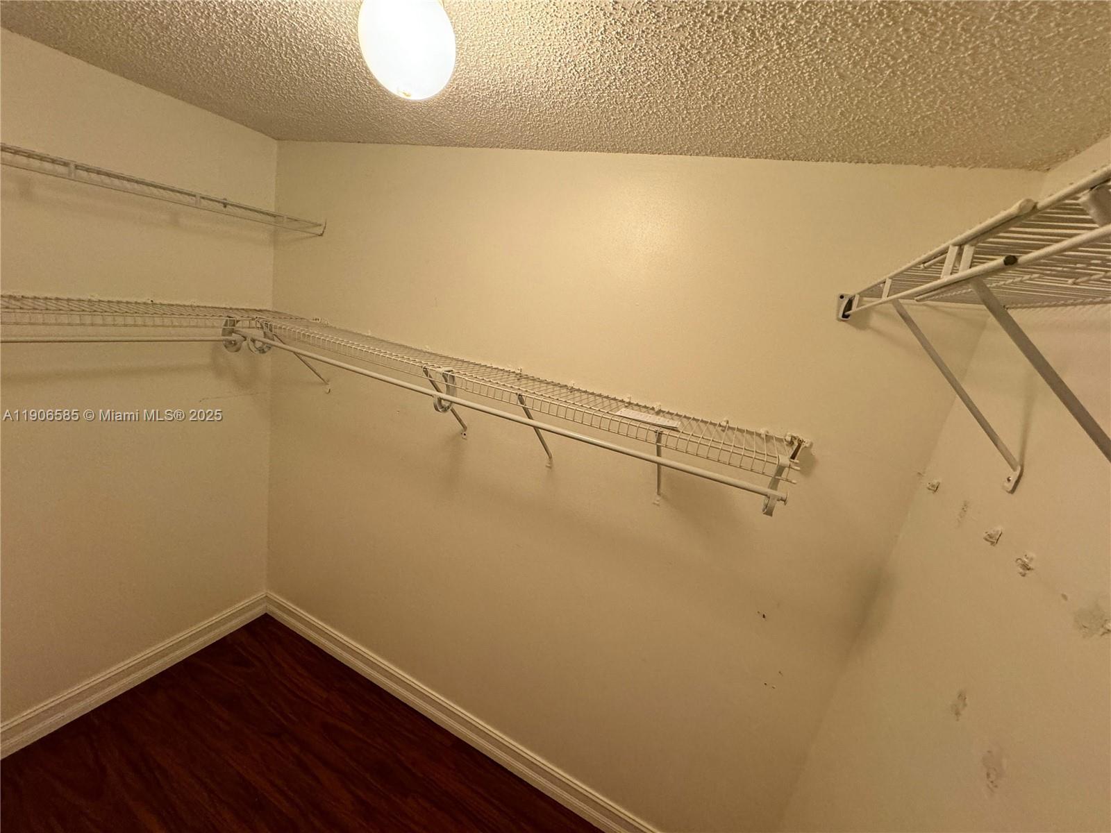 MAPLEWOOD TOWNHOUSES COND - Residential