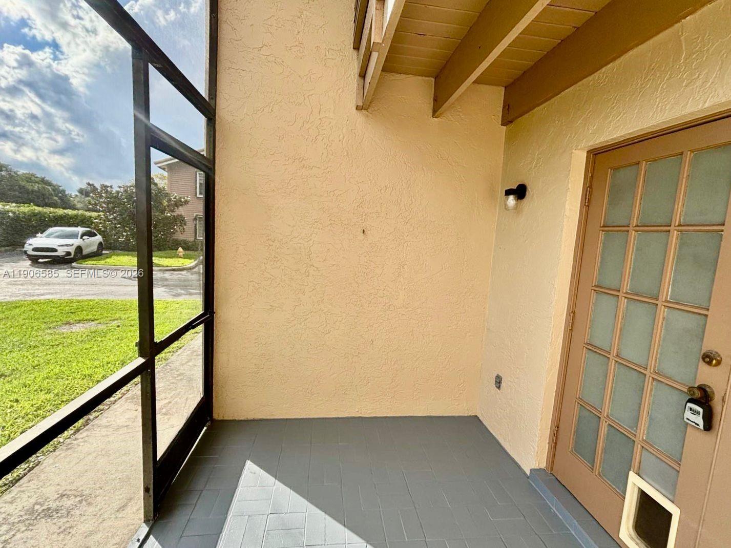 MAPLEWOOD TOWNHOUSES COND - Residential