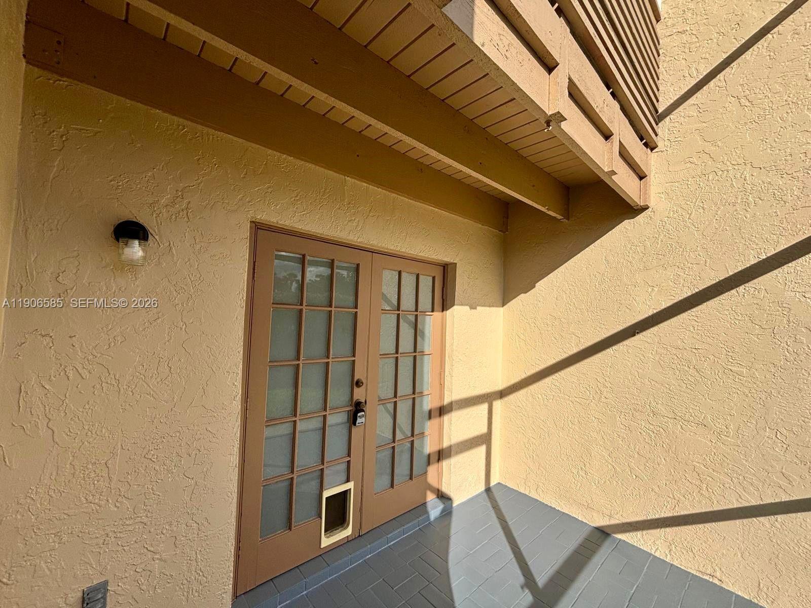 MAPLEWOOD TOWNHOUSES COND - Residential