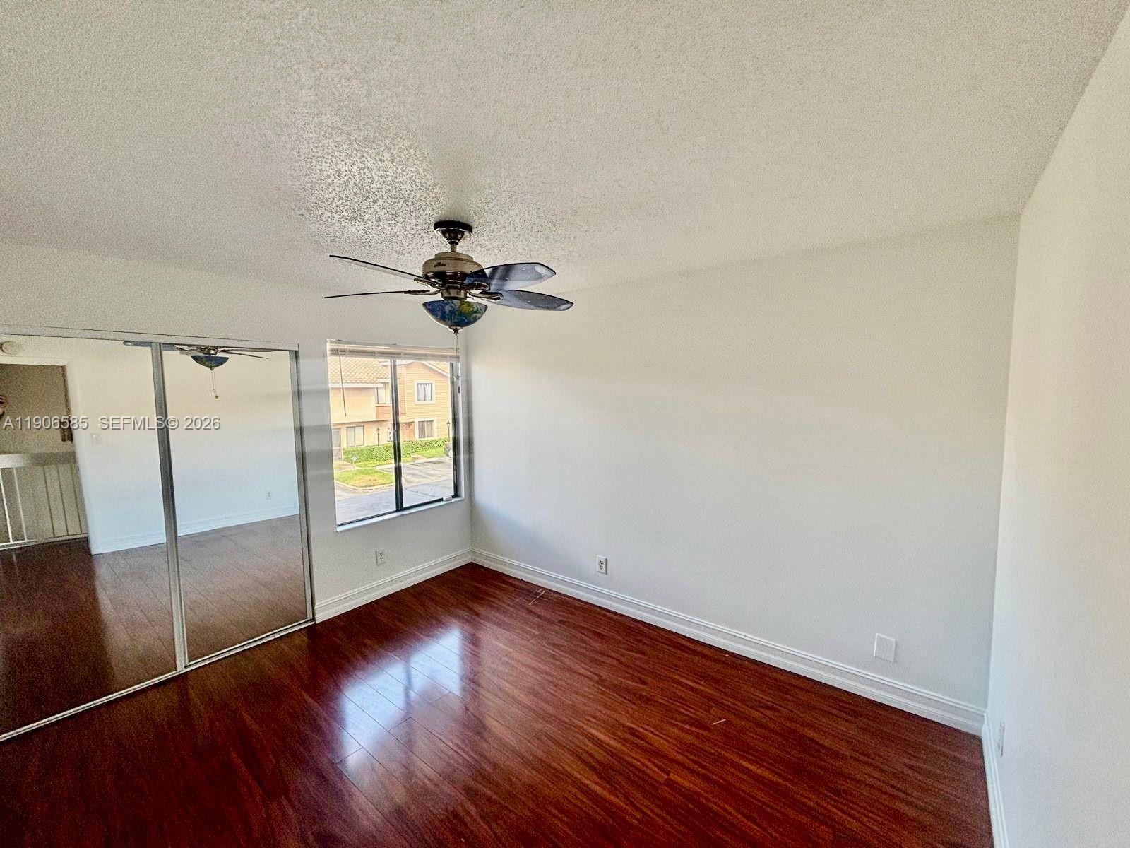 MAPLEWOOD TOWNHOUSES COND - Residential