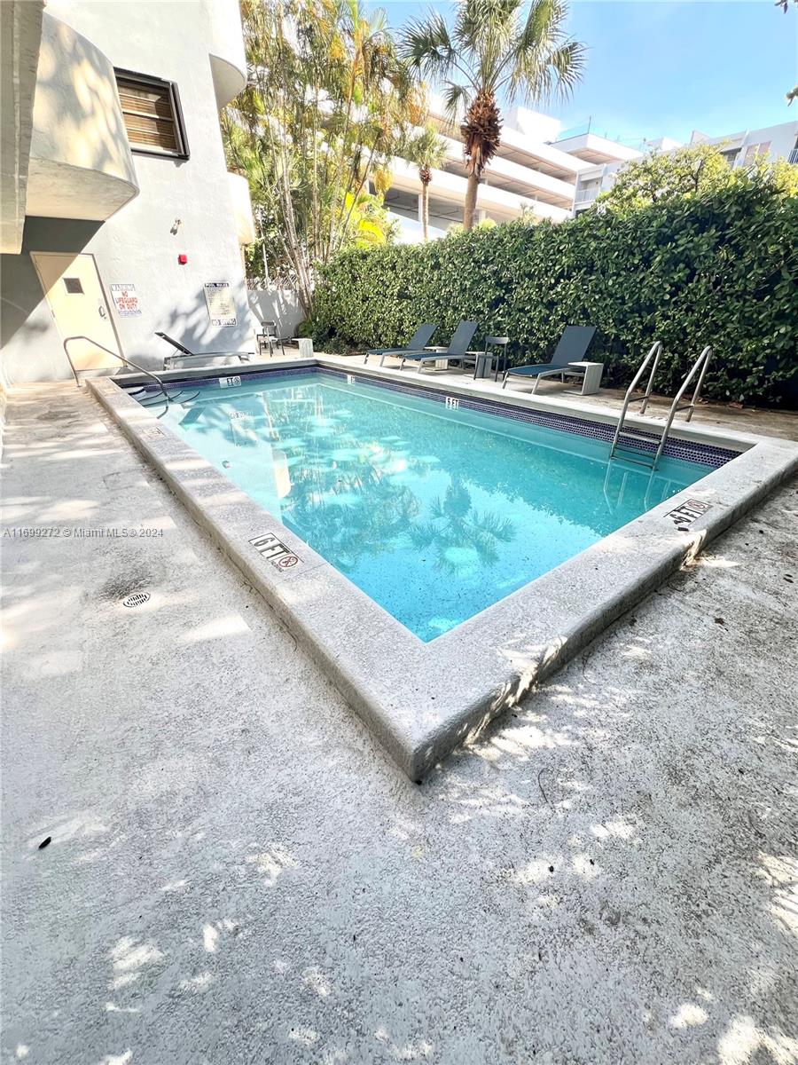 1250 Lincoln Rd 202, Miami Beach, Miami-Dade County, Florida - 2 Bedrooms  
2 Bathrooms - 