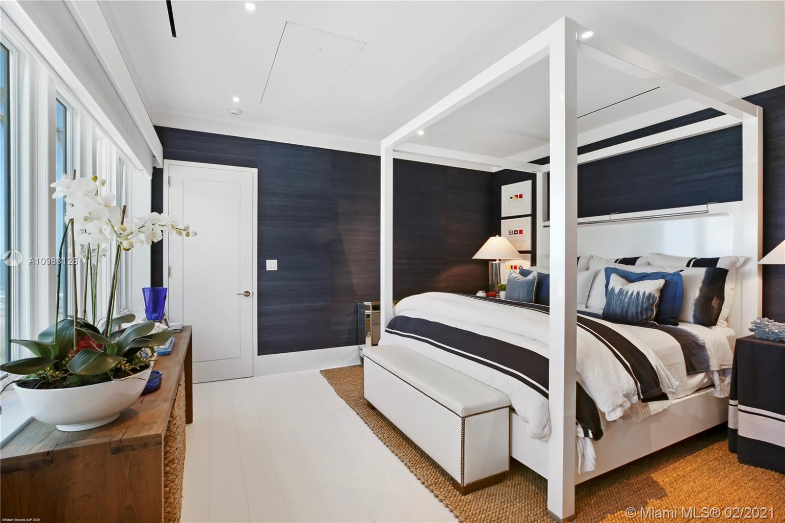 JUPITER ISLAND - Residential