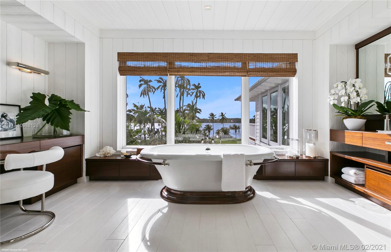 JUPITER ISLAND - Residential