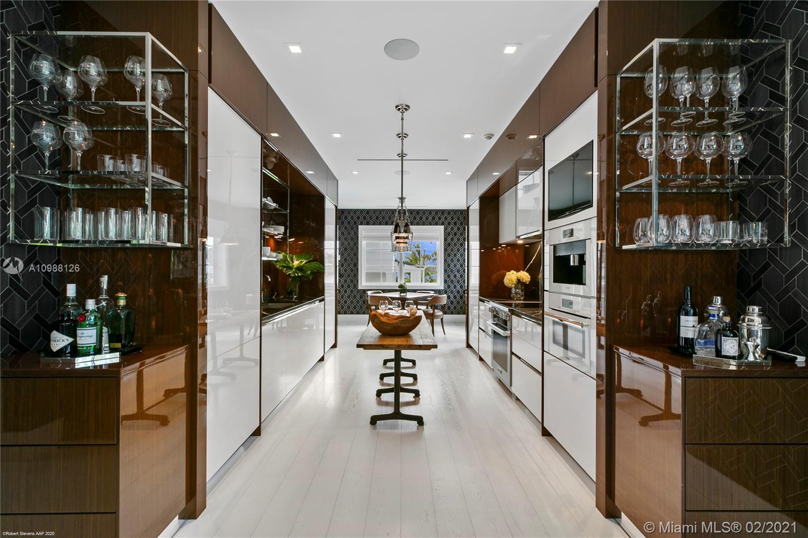 JUPITER ISLAND - Residential