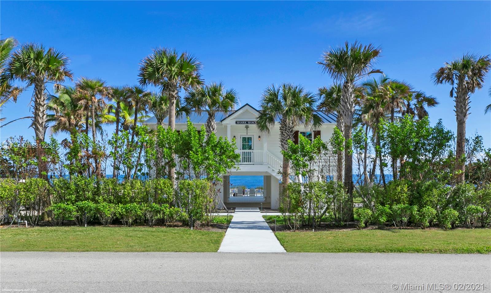 JUPITER ISLAND - Residential