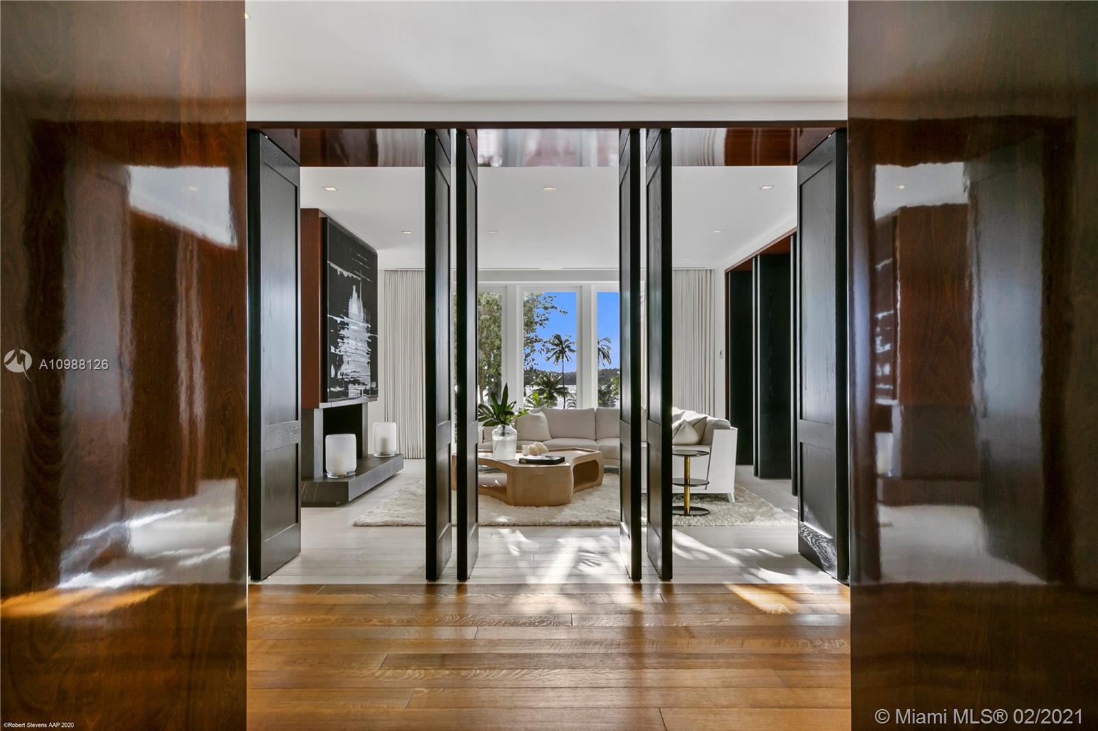 JUPITER ISLAND - Residential