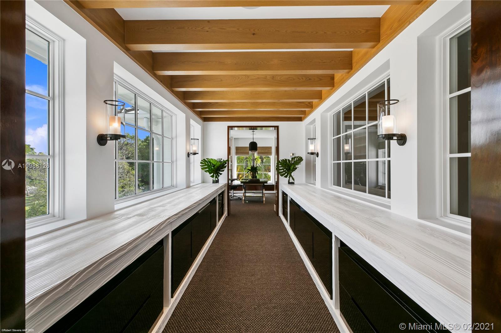 JUPITER ISLAND - Residential