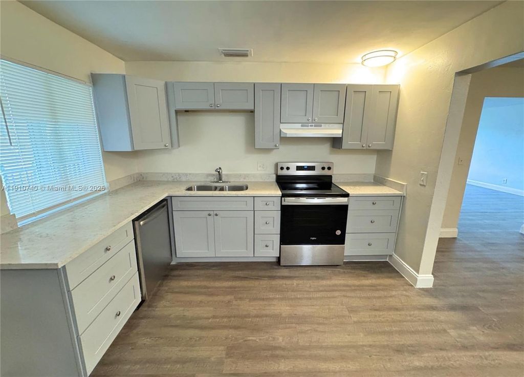 Photo of 10601 NW 45th St #4, Coral Springs, FL 33065 (MLS # A11910740)