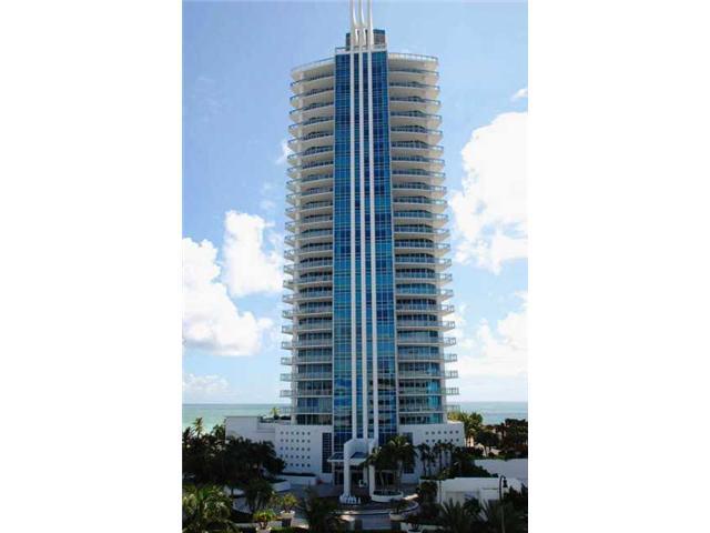 OCEAN & INTERCOASTAL VIEWS, PRIVATE ELEVATOR OPENS TO YOUR OWN HOUSE IN THE SKY!. SPACIOUS 3 BED 3.5 BATH, WELL DESIGNED, SPLIT FLOORPLAN W/ STUNNING FINISHES!ALL MARBLE FLOORS, CUSTOM CLOSETS, ITALIAN CABINETS, GRANITE COUNTER TOPS, SUBZERO FRIDGE,DACOR APPLIANCES AND MORE!.ENJOY THE LUXURY AND WORLD CLASS SERVICES OF THE WESTIN DIPLOMAT NEXT TO DIPLOMAT RESIDENCES. EASY TO SHOW. A MUST SEE!
