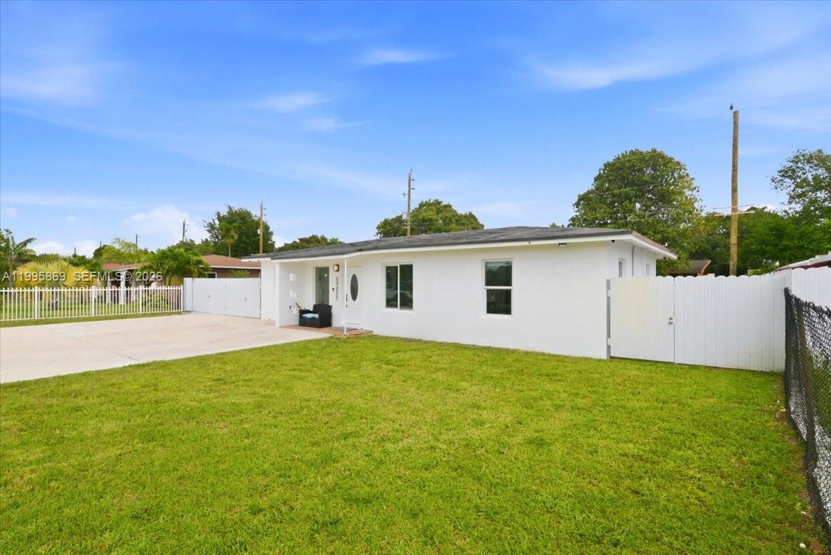 CAROL CITY - Residential