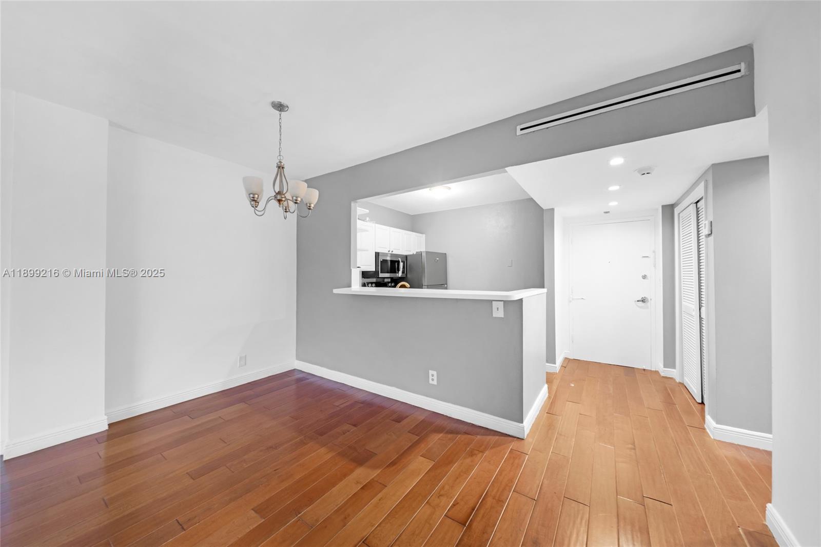 ISLAND PLACE AT NORTH BAY - Residential