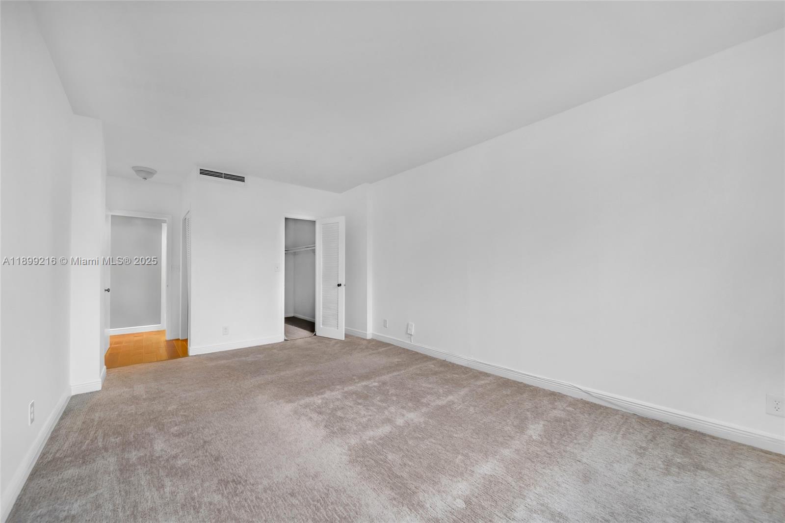 ISLAND PLACE AT NORTH BAY - Residential