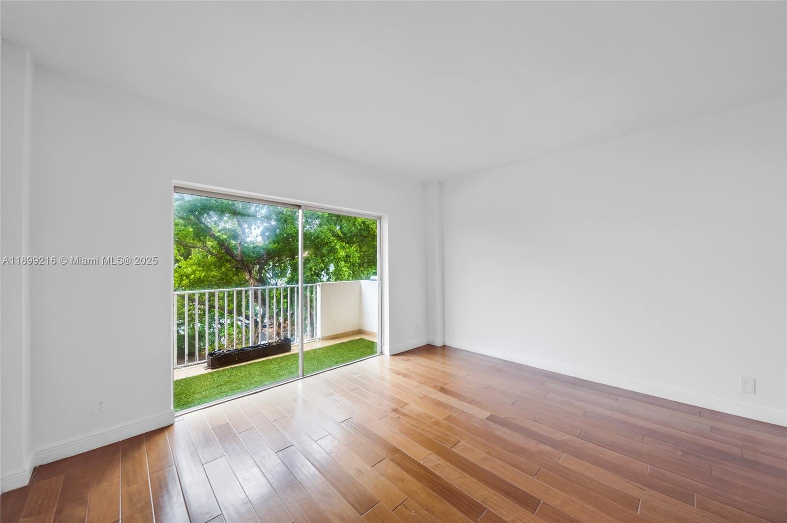 ISLAND PLACE AT NORTH BAY - Residential