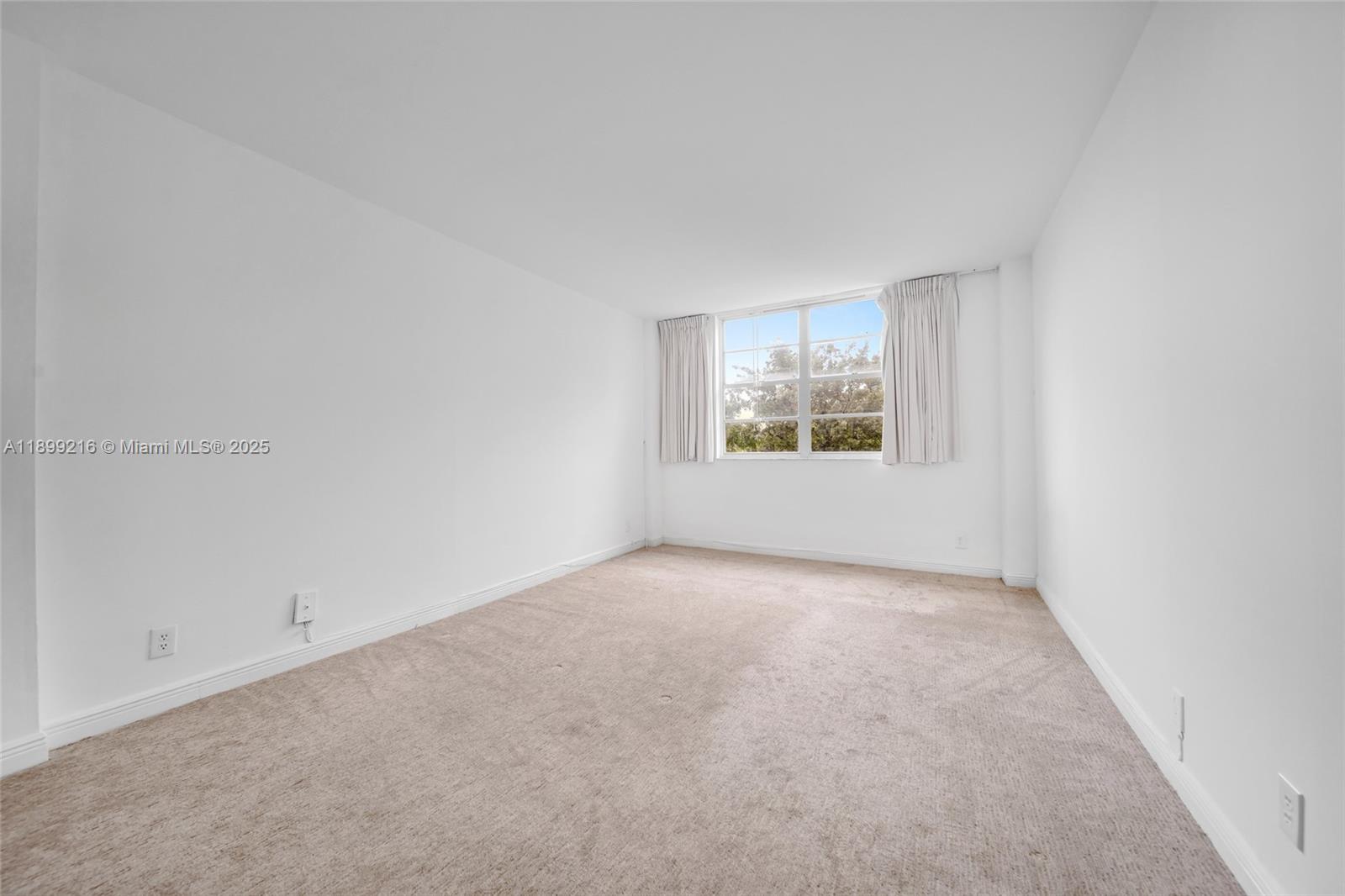 ISLAND PLACE AT NORTH BAY - Residential