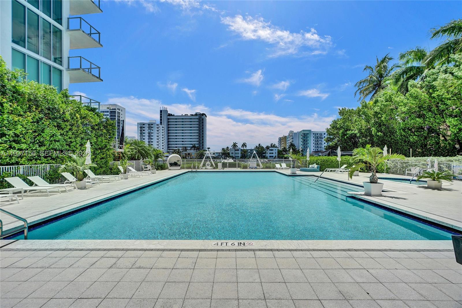 ELOQUENCE ON THE BAY COND - Residential