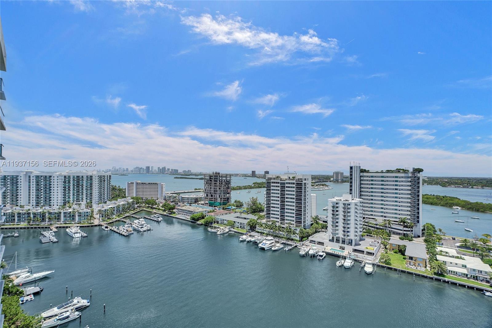 ELOQUENCE ON THE BAY COND - Residential