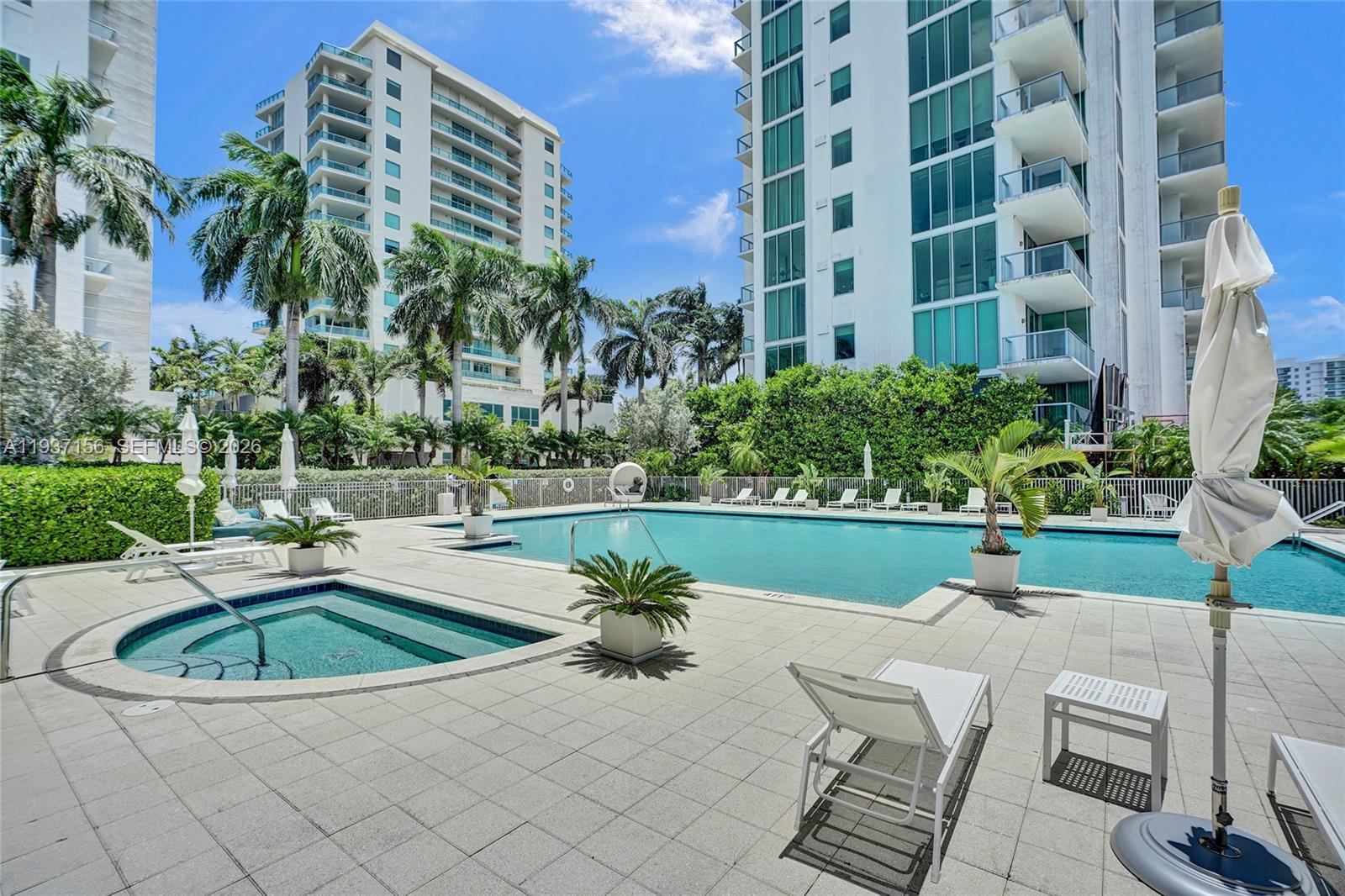 ELOQUENCE ON THE BAY COND - Residential