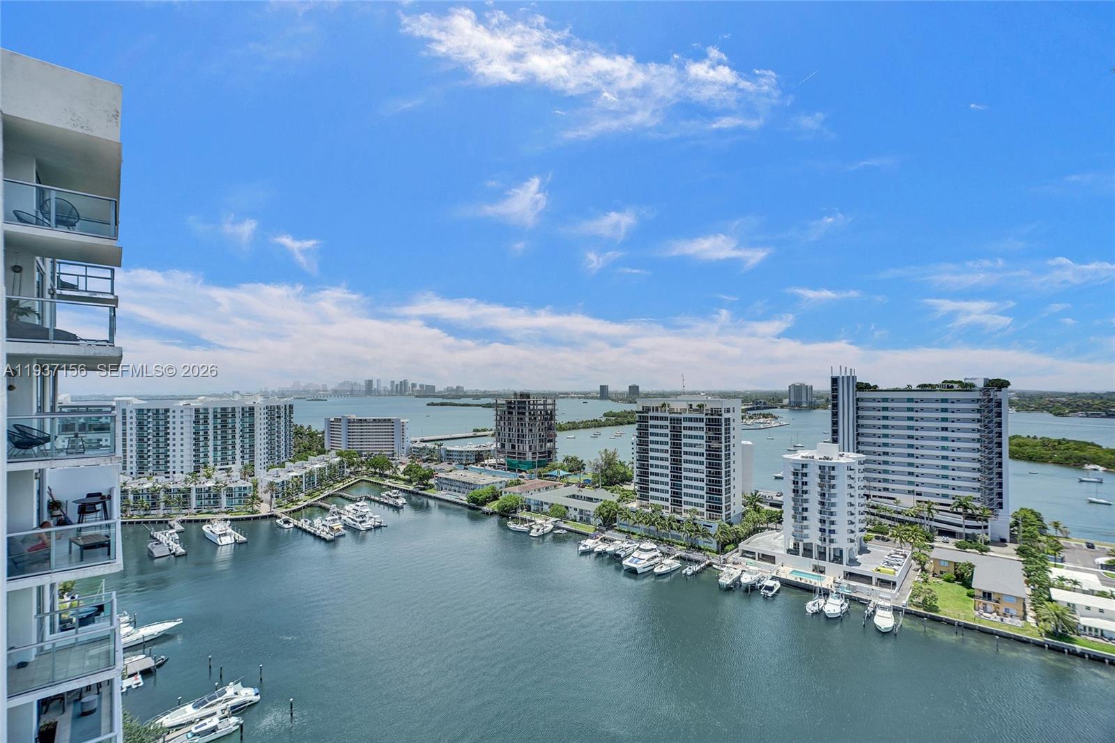 ELOQUENCE ON THE BAY COND - Residential