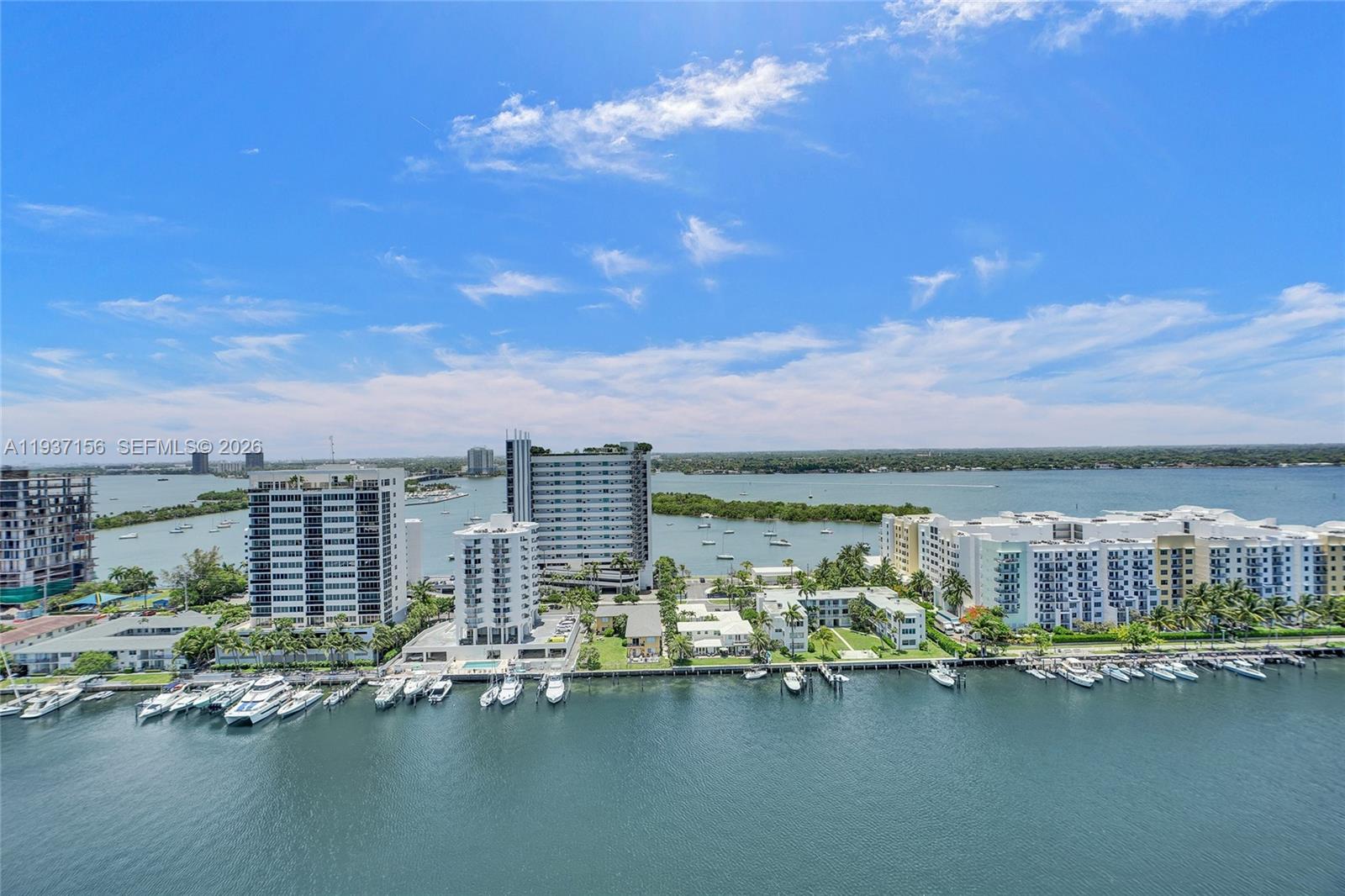 ELOQUENCE ON THE BAY COND - Residential