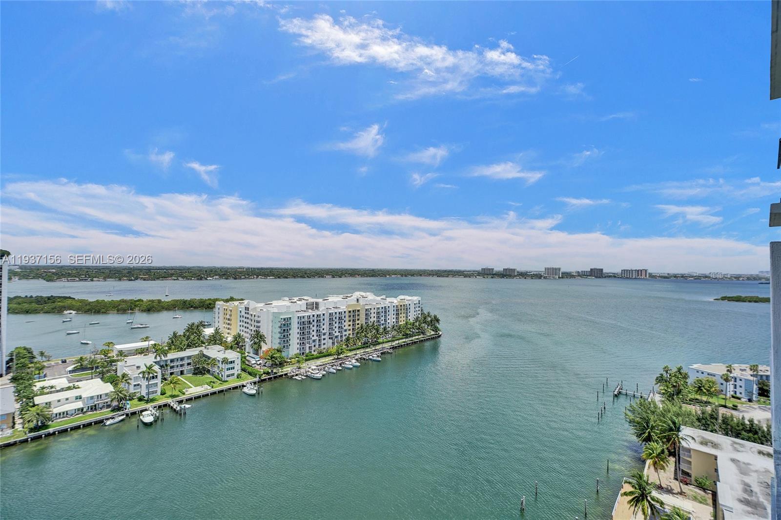 ELOQUENCE ON THE BAY COND - Residential