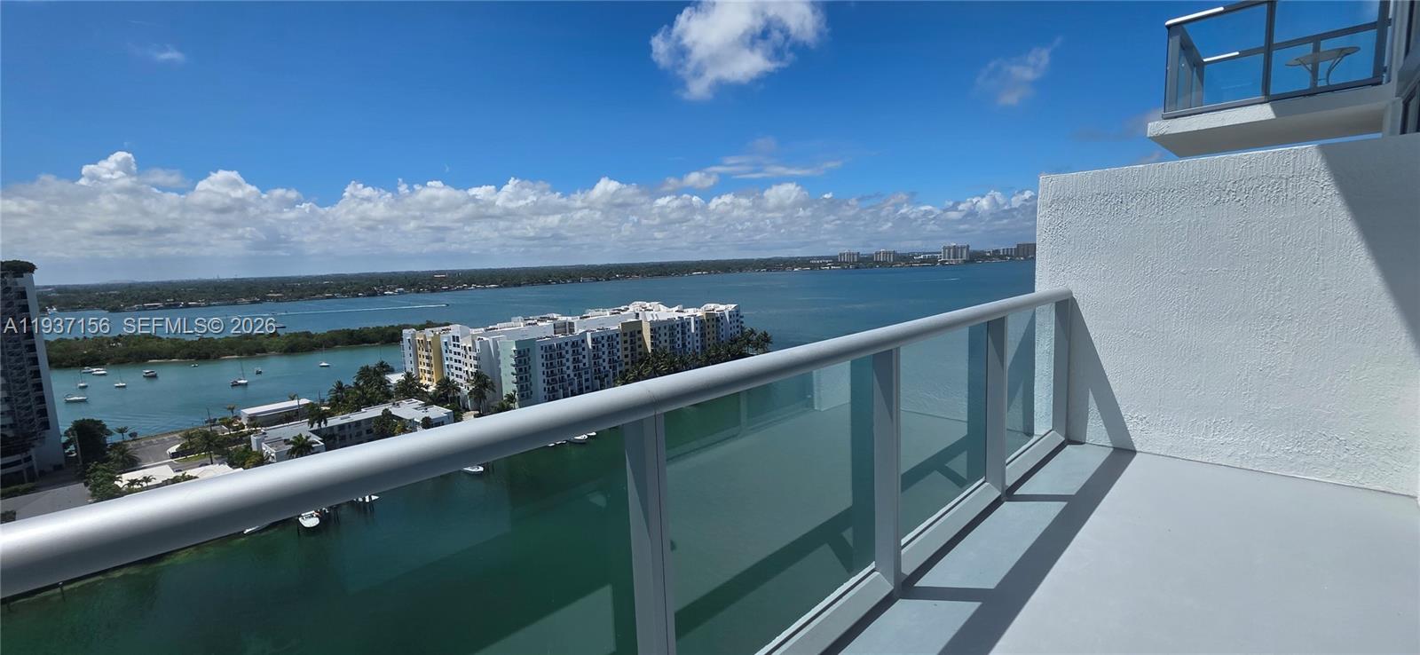 ELOQUENCE ON THE BAY COND - Residential