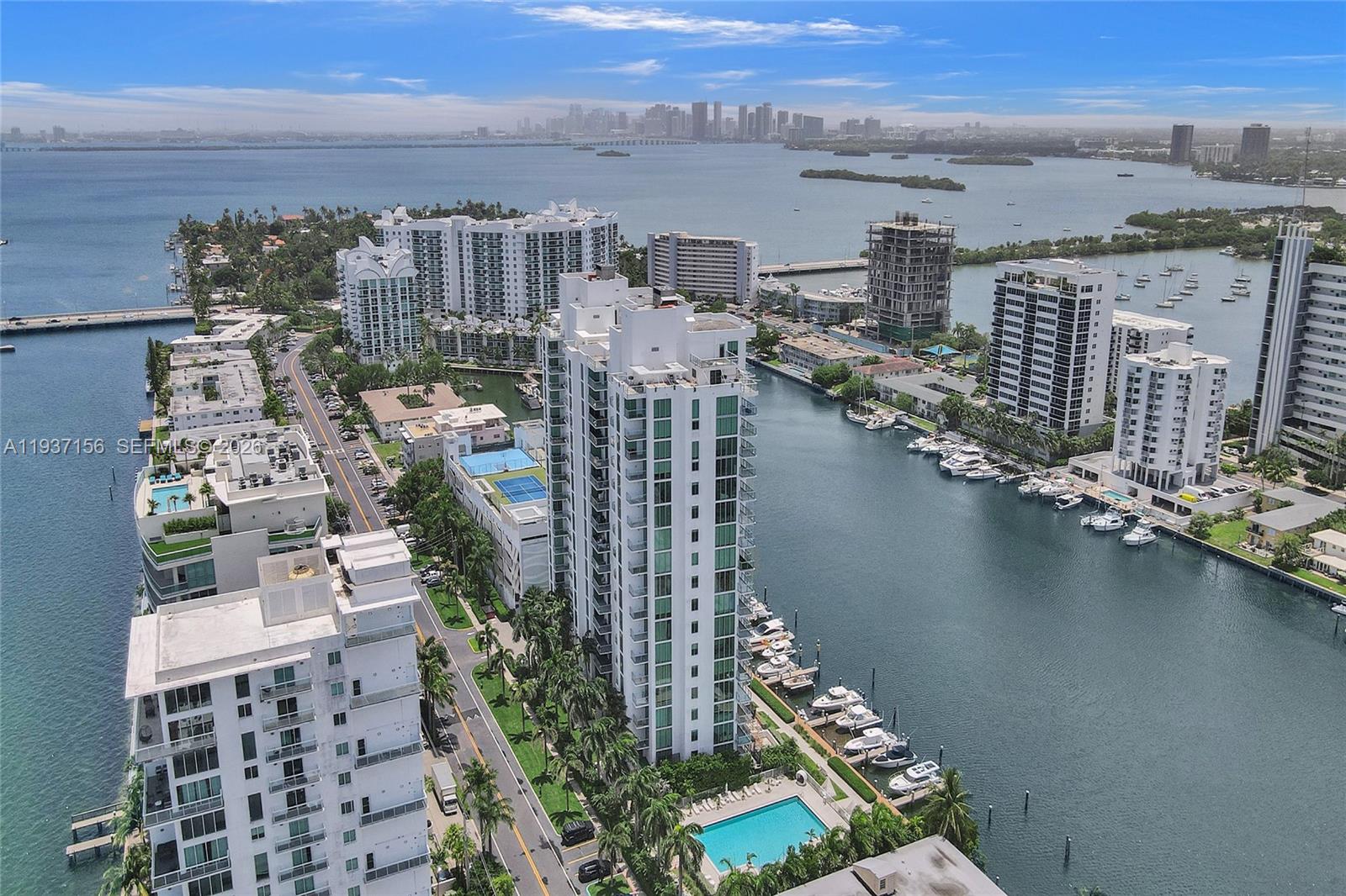 ELOQUENCE ON THE BAY COND - Residential