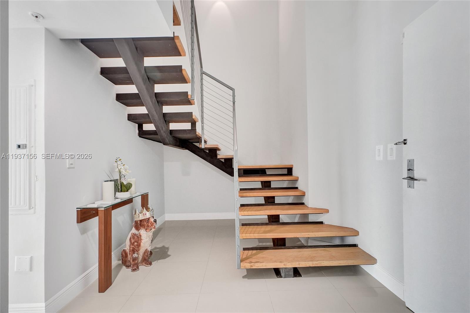 ELOQUENCE ON THE BAY COND - Residential