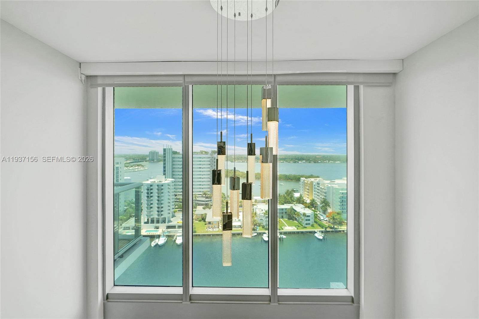 ELOQUENCE ON THE BAY COND - Residential