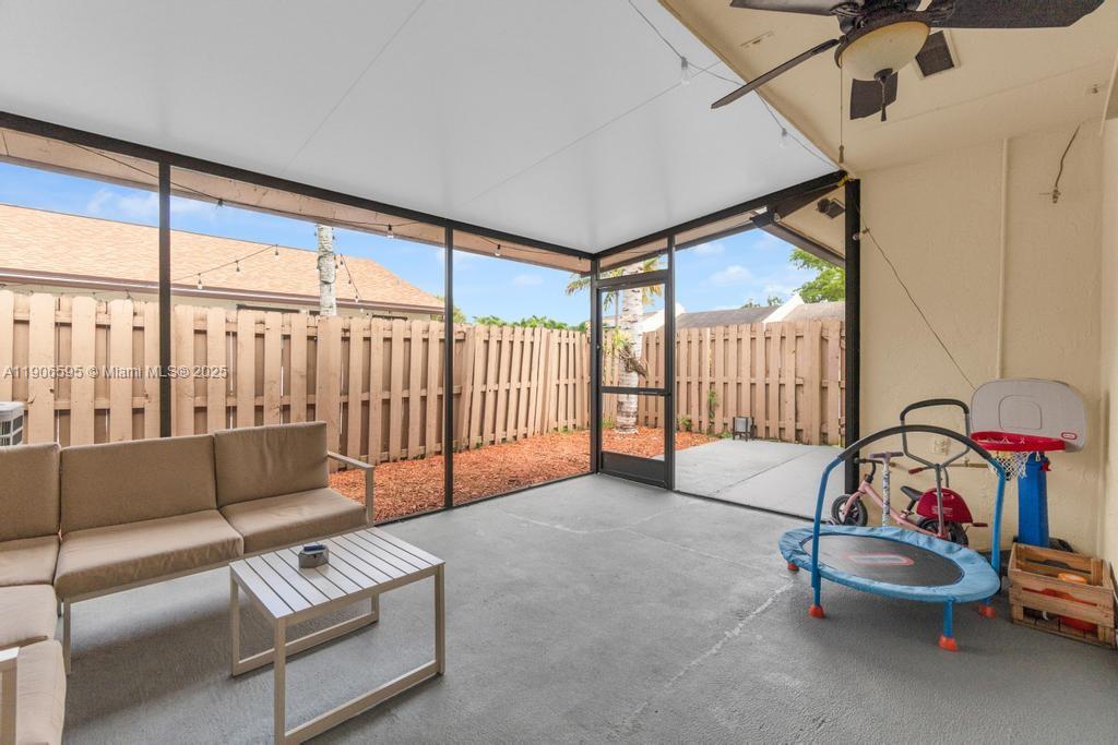 TOWNHOMES OF AUDUBON SOUT - Residential Lease