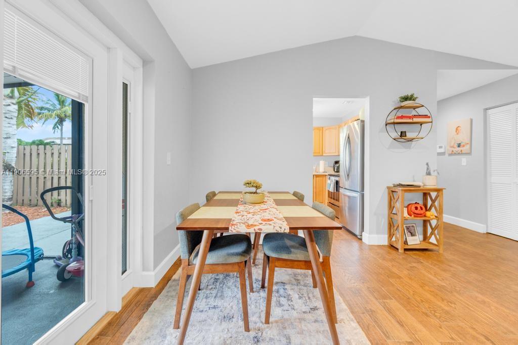 TOWNHOMES OF AUDUBON SOUT - Residential Lease