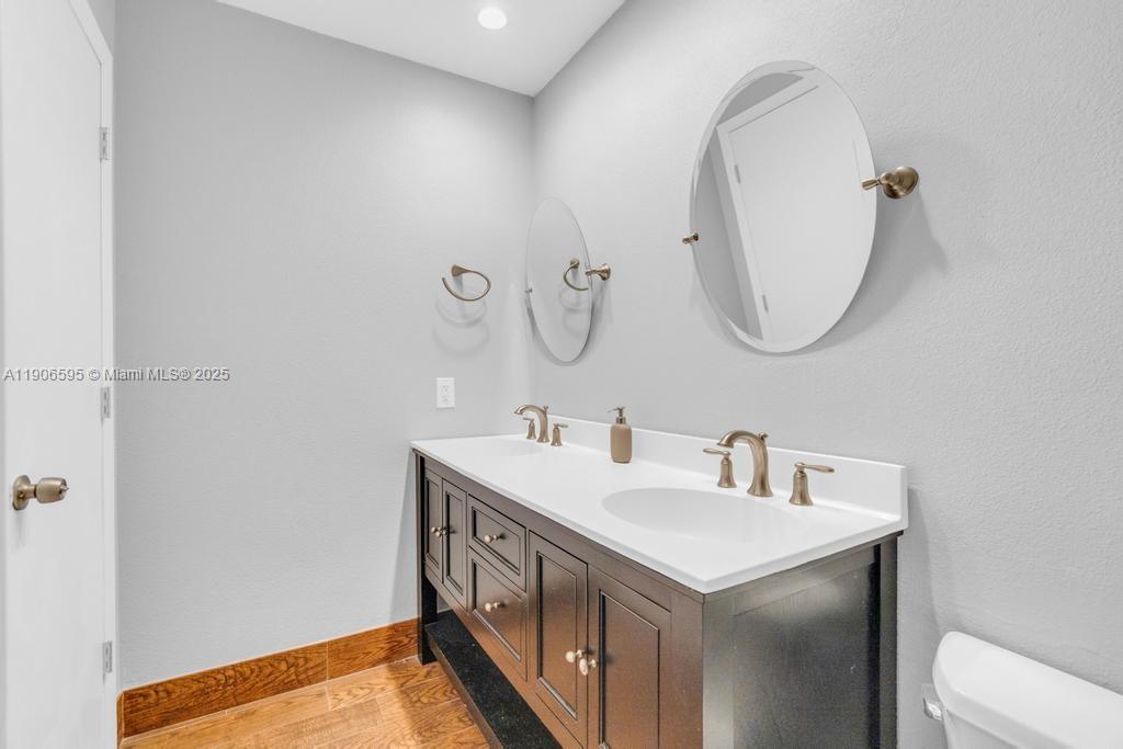 TOWNHOMES OF AUDUBON SOUT - Residential Lease