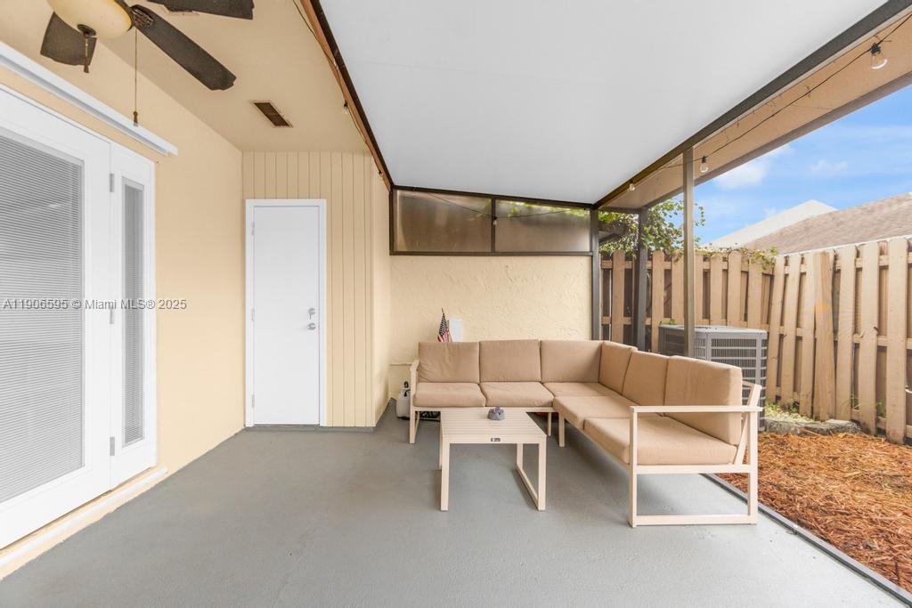 TOWNHOMES OF AUDUBON SOUT - Residential Lease