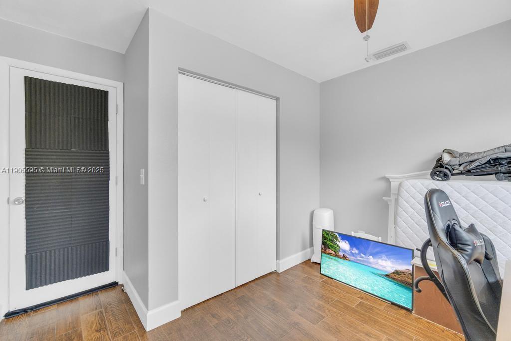 TOWNHOMES OF AUDUBON SOUT - Residential Lease