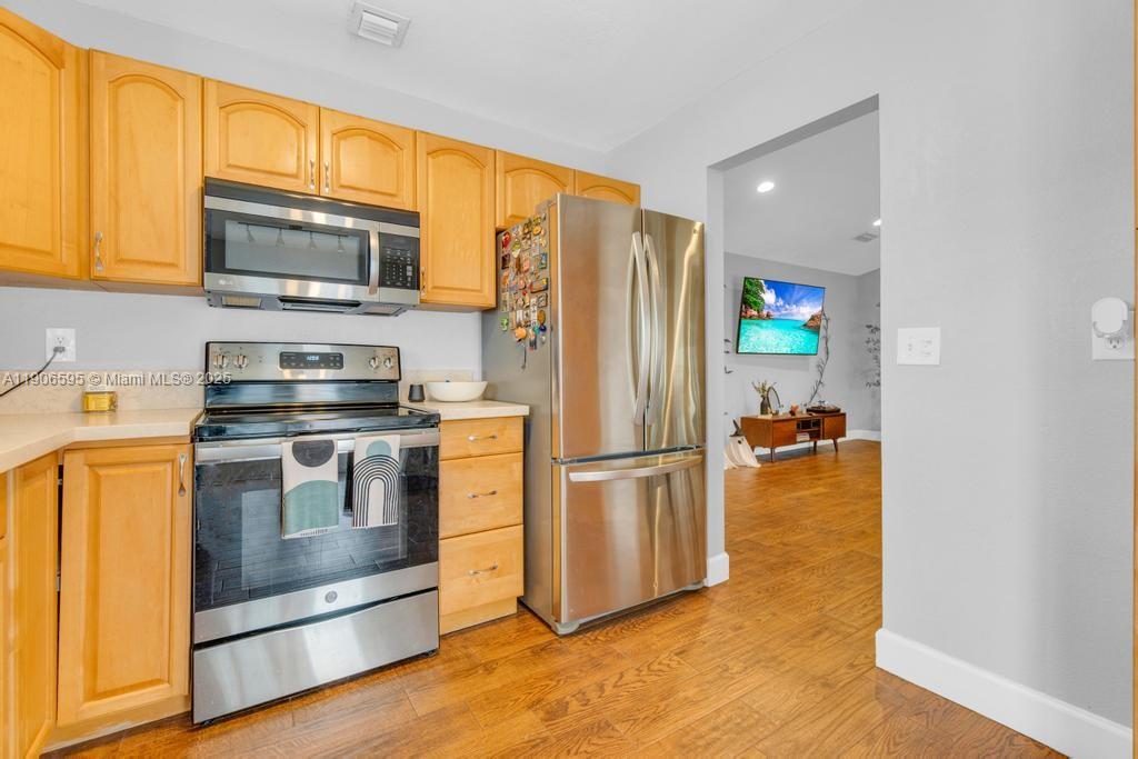 TOWNHOMES OF AUDUBON SOUT - Residential Lease