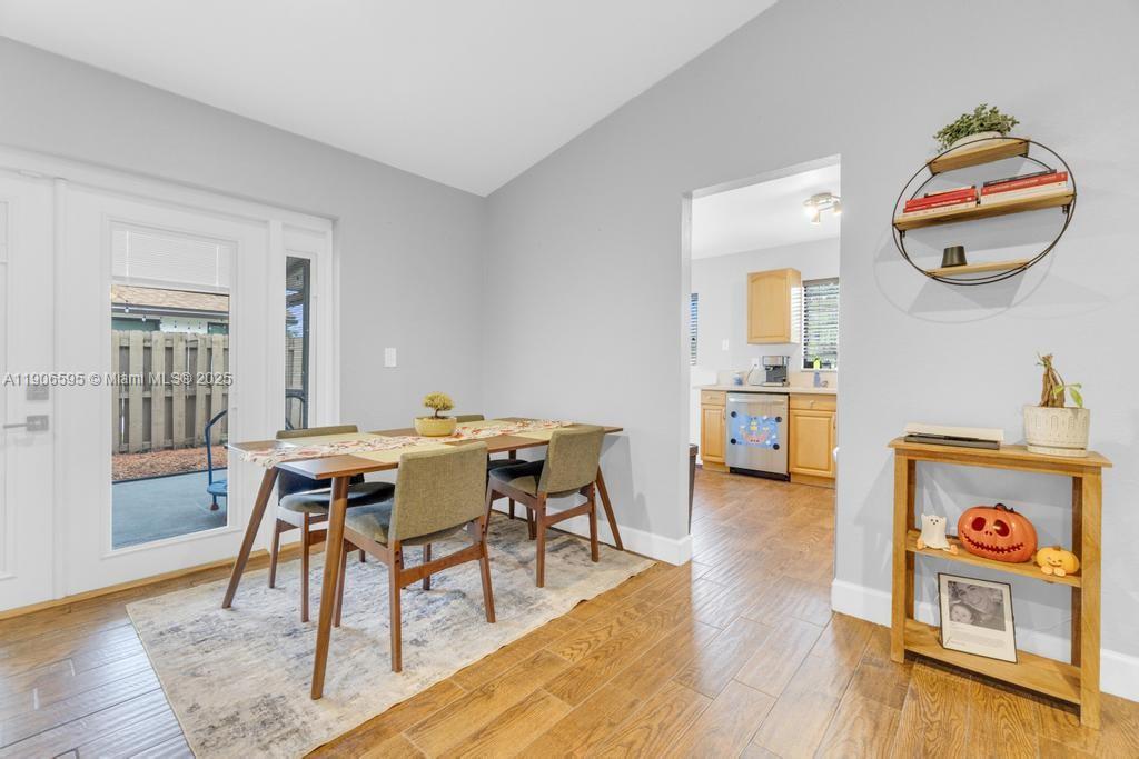 TOWNHOMES OF AUDUBON SOUT - Residential Lease