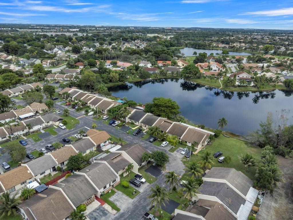 TOWNHOMES OF AUDUBON SOUT - Residential Lease