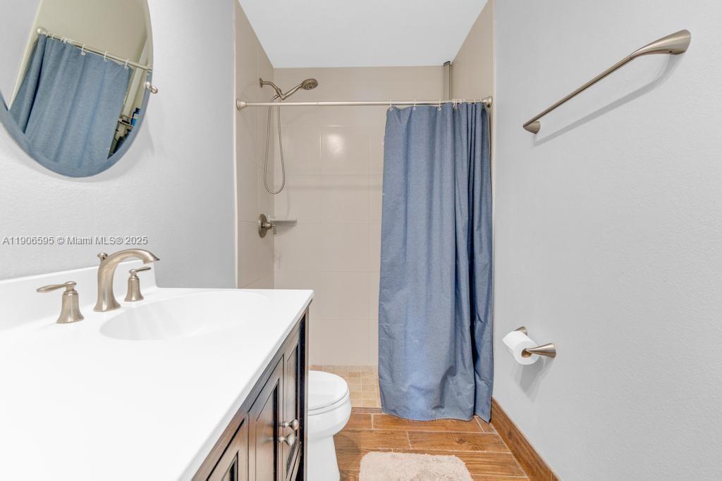 TOWNHOMES OF AUDUBON SOUT - Residential Lease