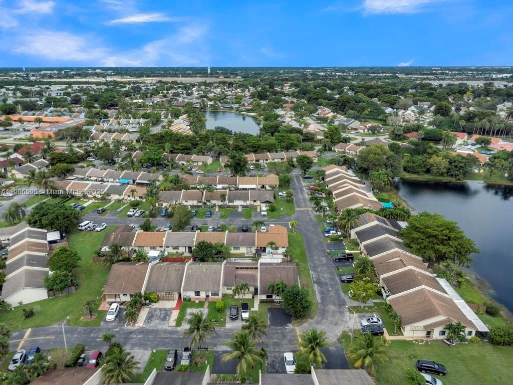 TOWNHOMES OF AUDUBON SOUT - Residential Lease