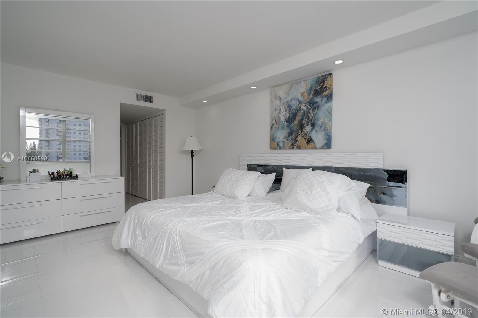 Admiral's Port - Residential