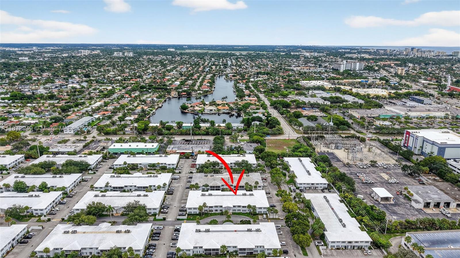 IMPERIAL POINT COLONNADES - Residential