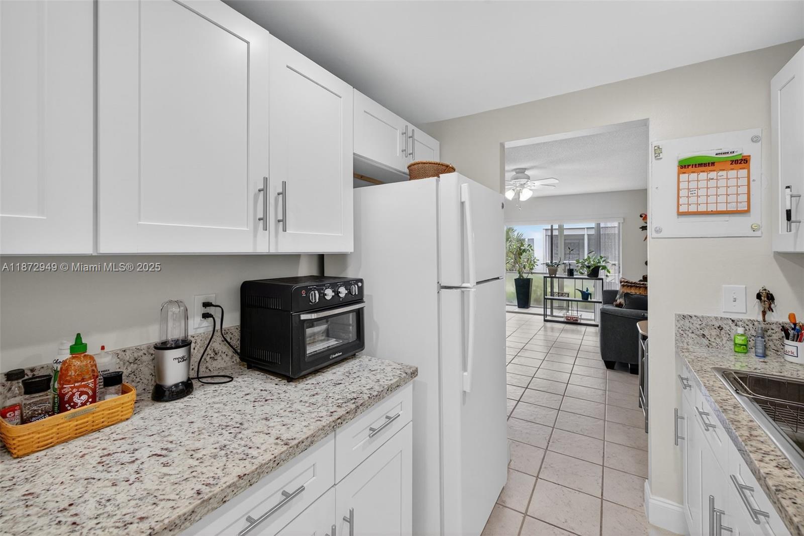 IMPERIAL POINT COLONNADES - Residential