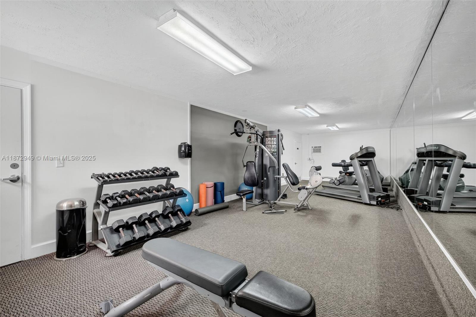 IMPERIAL POINT COLONNADES - Residential