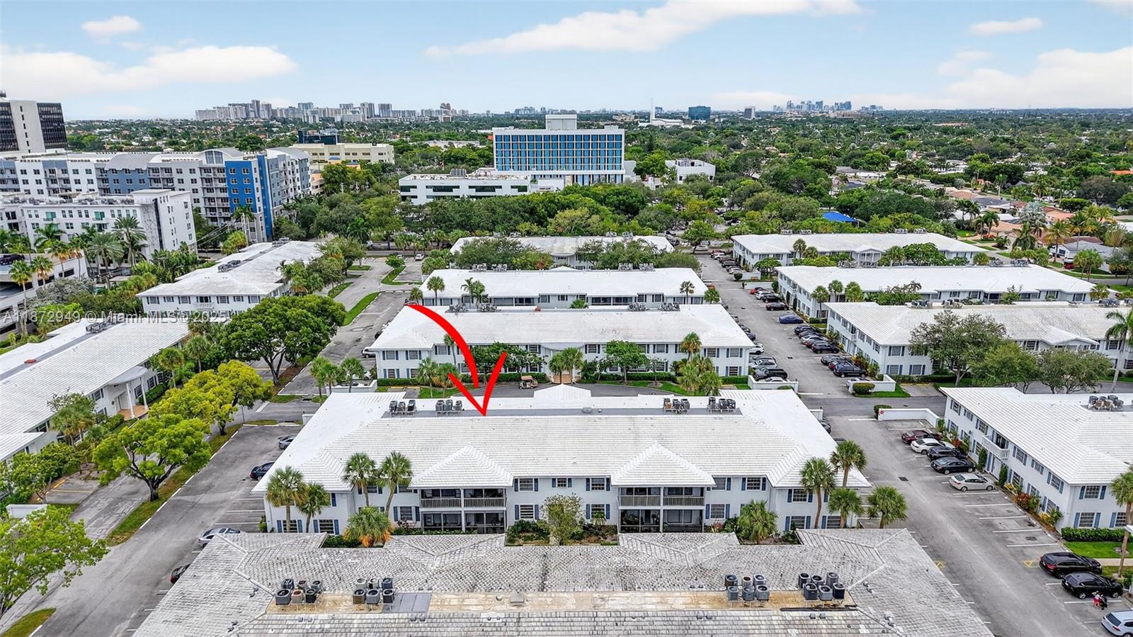 IMPERIAL POINT COLONNADES - Residential