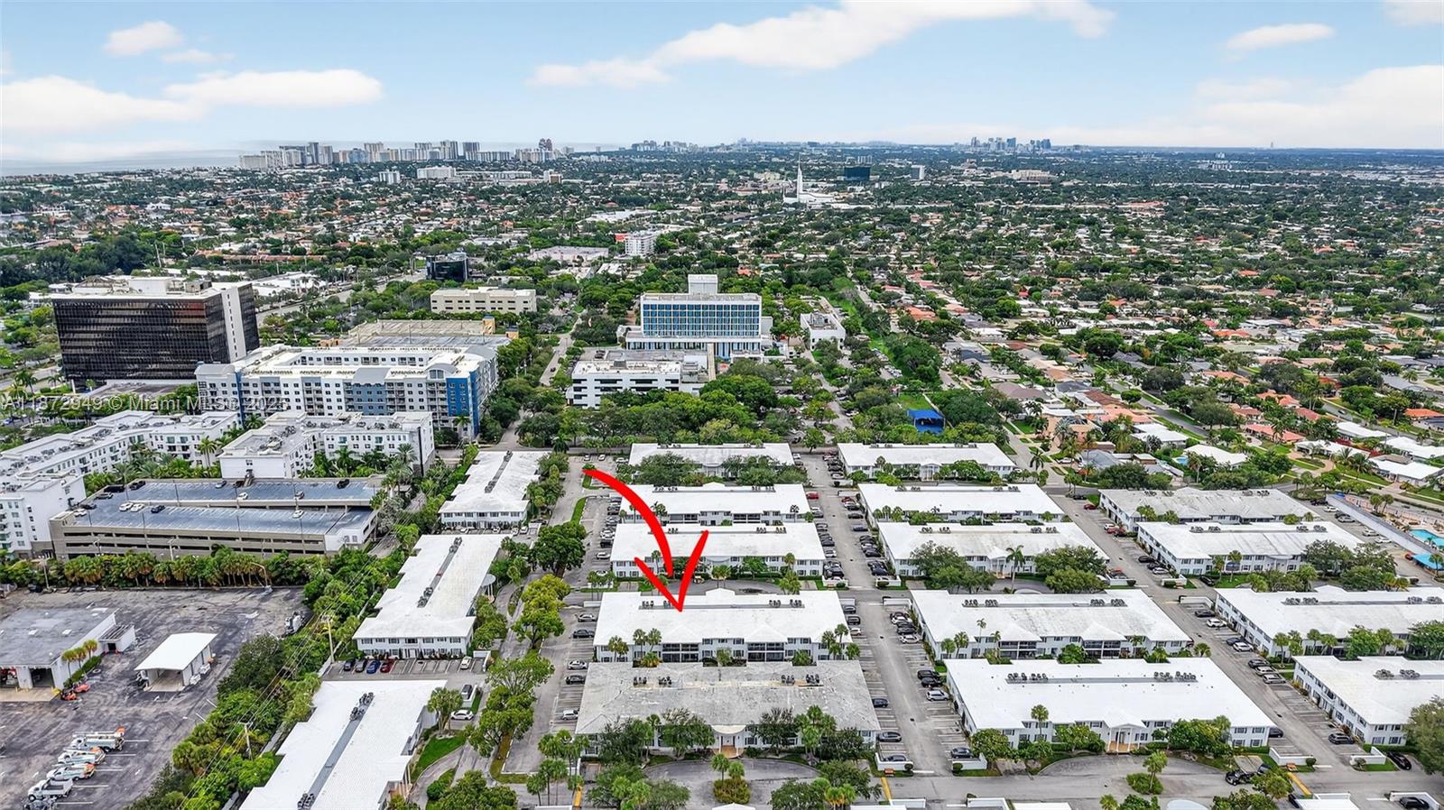 IMPERIAL POINT COLONNADES - Residential