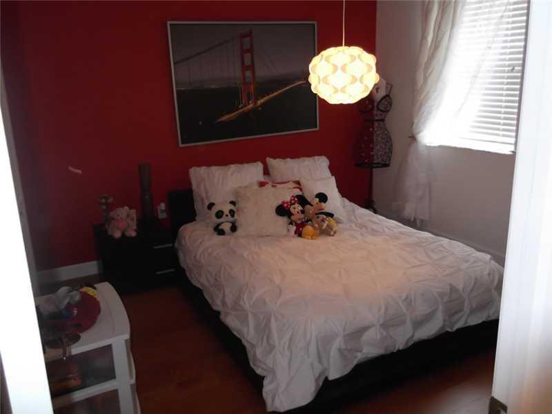 DORAL ISLES NORTH SECTION - Residential Lease