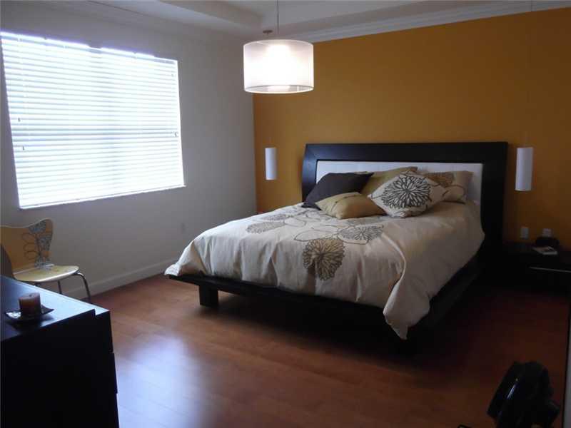 DORAL ISLES NORTH SECTION - Residential Lease